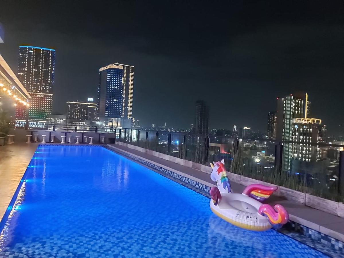 Surabaya River View Hotel Dış mekan fotoğraf
